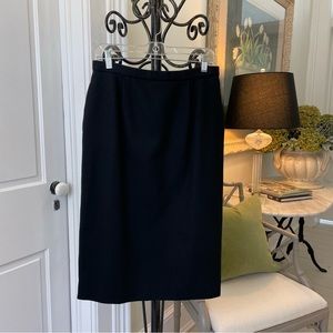 Vintage Pendleton Wool Skirt Womens 10 Black Pure Virgin Wool Skirt Midi EUC